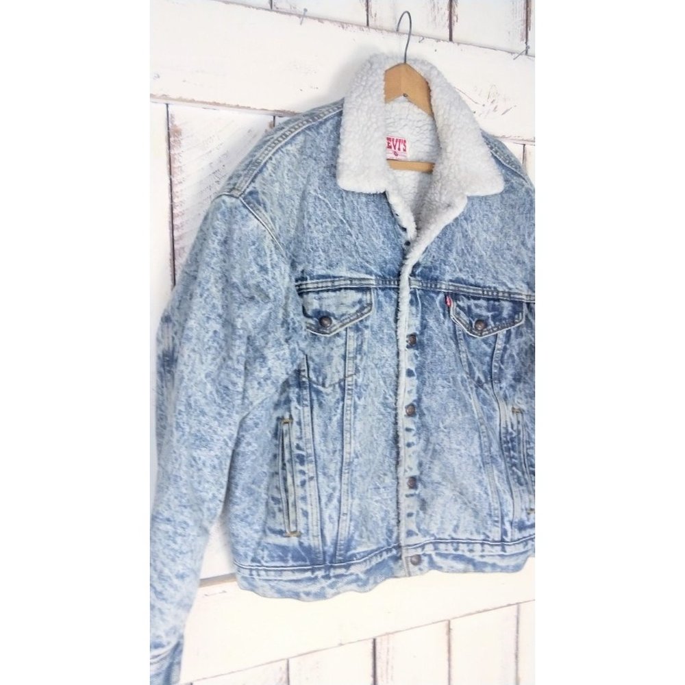 Vintage Levis denim trucker red tab acid wash jean jacket - Picture 4 of 5